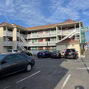 Sea Palace Motel